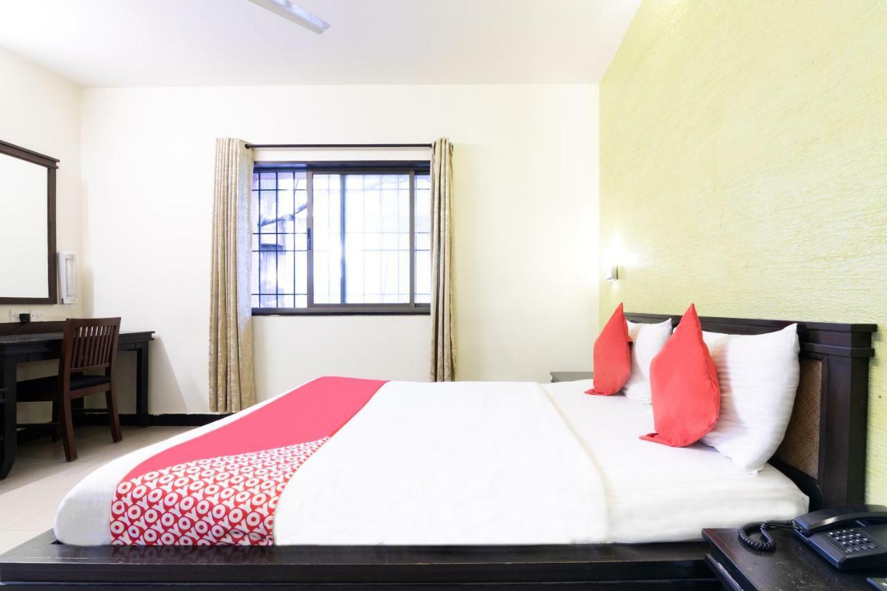 Oyo 345 Hotel Red Mount Aquilla Bangalore Exterior foto